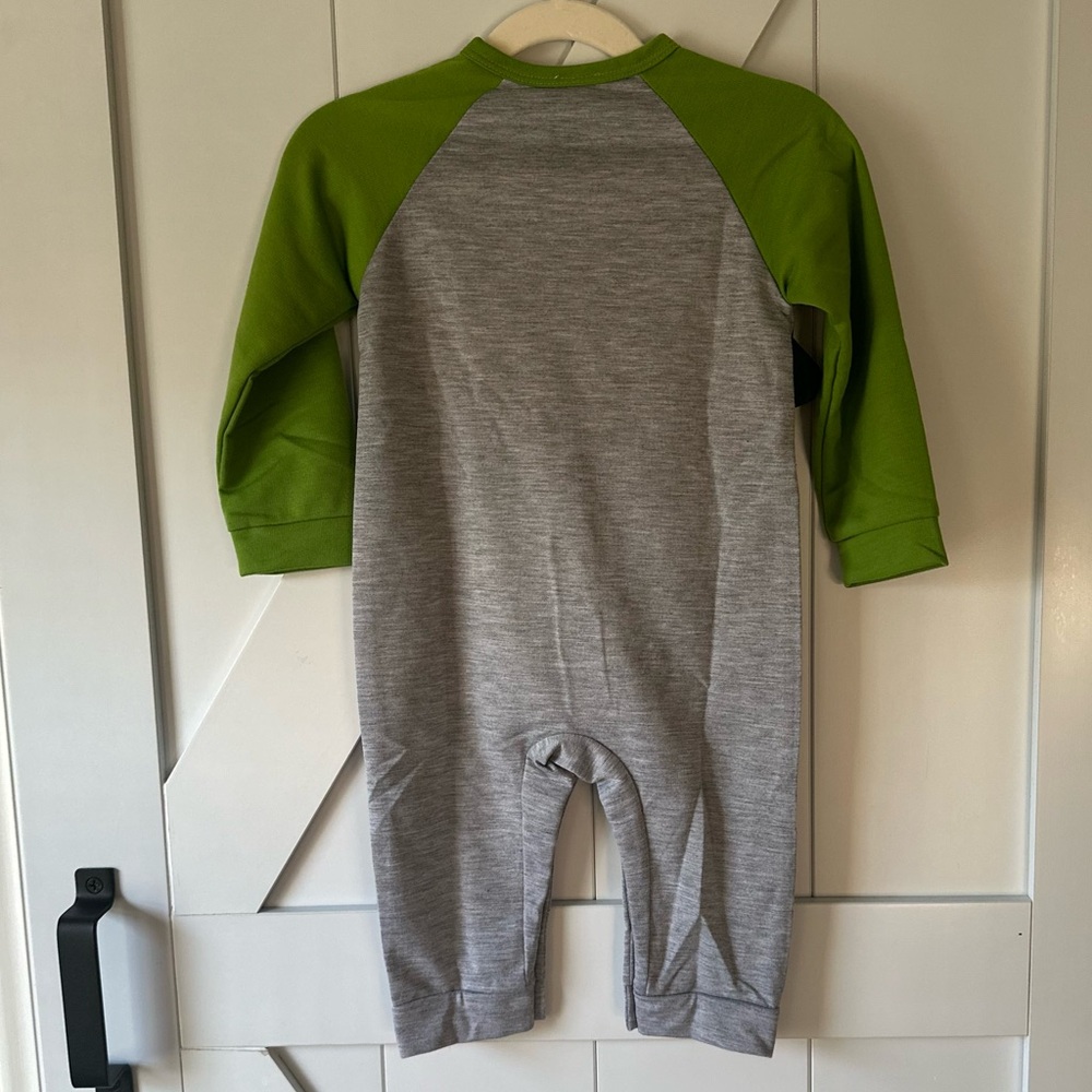 Baby Romper ~ Grey with Green Dinosaur - Size 12-18 months🦖 - Picture 3 of 3